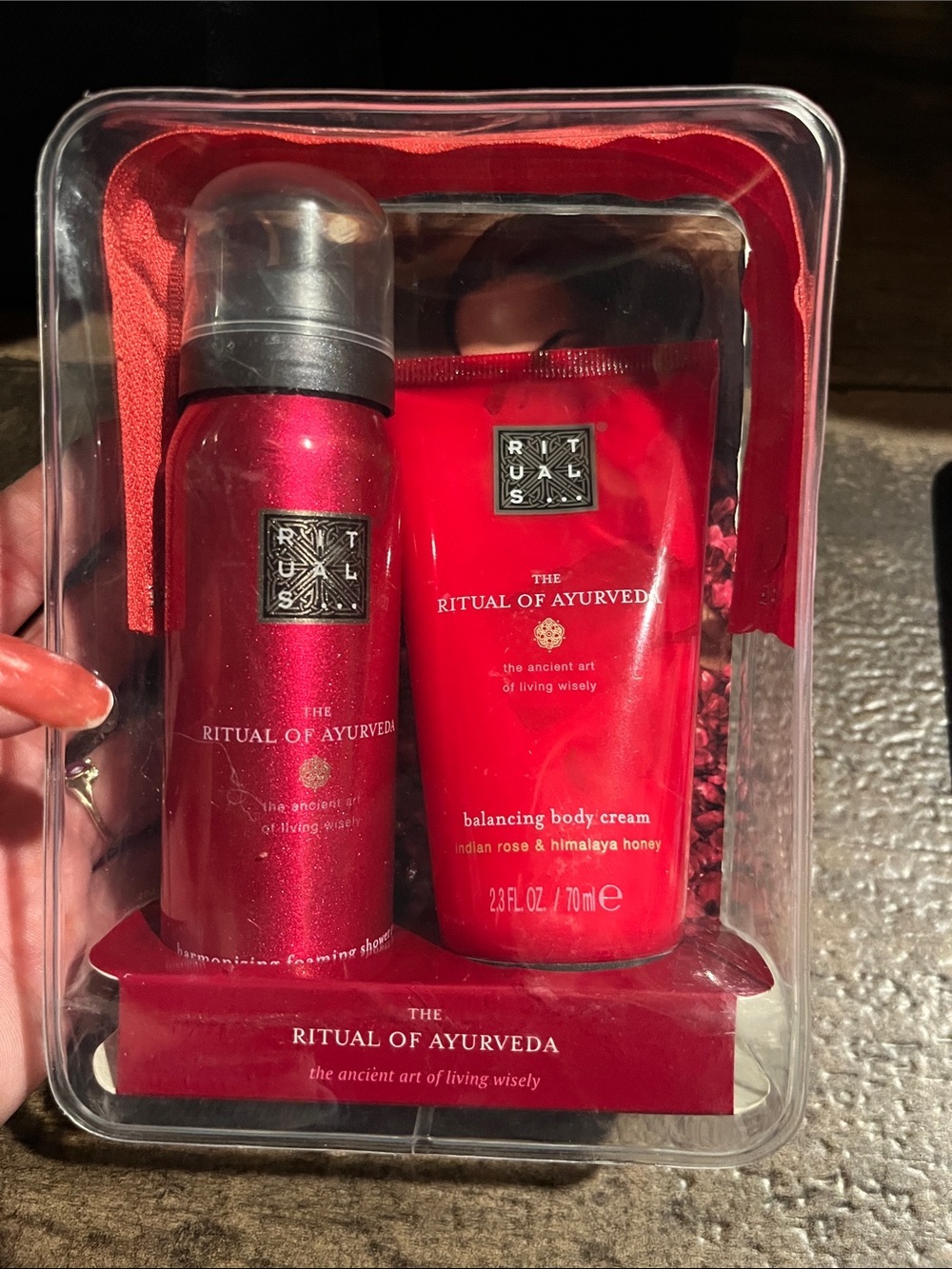 The Ritual of Ayurveda Balancing Body Cream & Foaming Shower Set